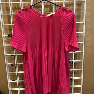 Michal Kors dark pink pleated short sleeve women’s top Large